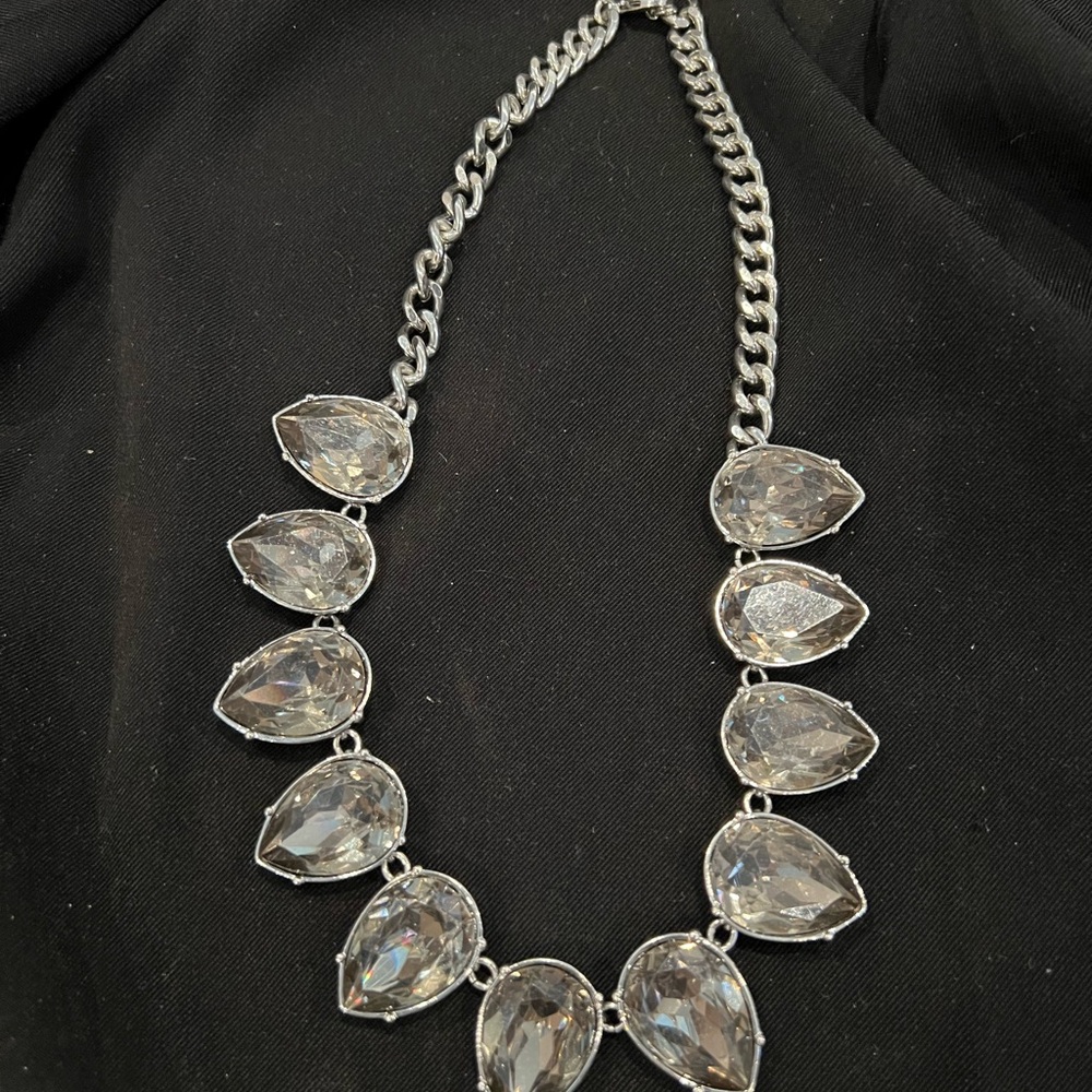 Elegant Silver Necklace with Clear Stones